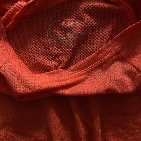 Oiselle Flyout Long Sleeve Running Training Tee
Size XS (0, 2) in Snap - Picture 10 of 10